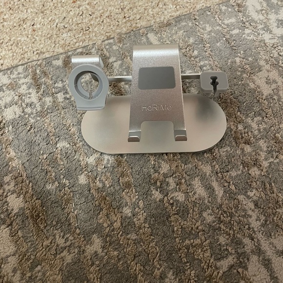 Multi function Apple charging watch stand for Apple Watch, AirPods, iPhone - Picture 3 of 5